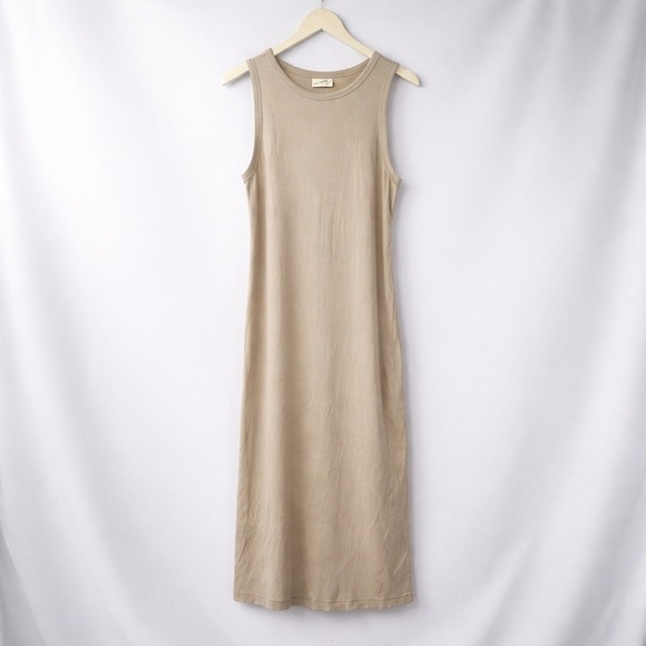 Universal Thread Dresses & Skirts - Universal Thread Womens XXL Taupe Ribbed Sleeveless Maxi Tank Dress Side Slit